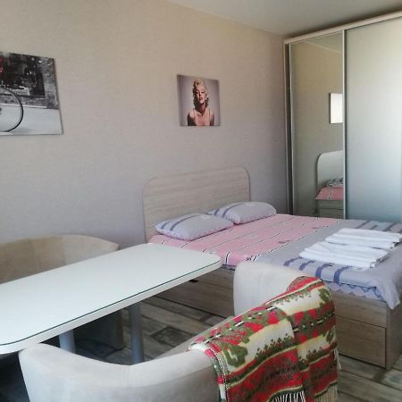 Obolonsky Otel Kiev Dış mekan fotoğraf